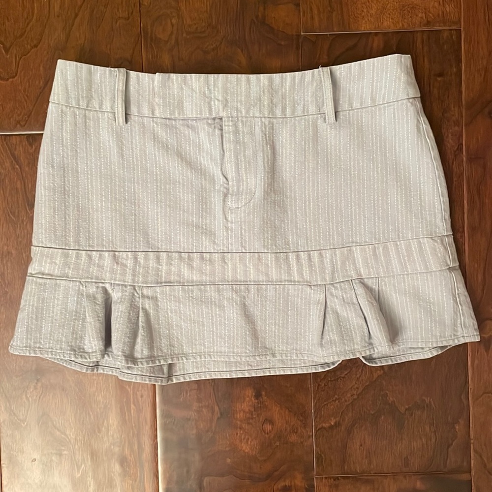 American Eagle Ruffle Denim Miniskirt- Size 6